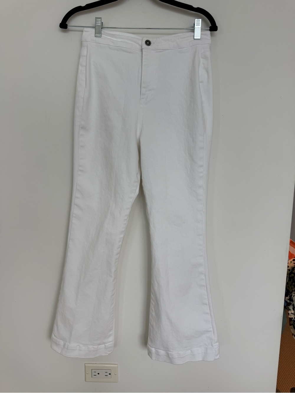 Julia Amory White Bell Pant Twill In Size S - Picture 9 of 10